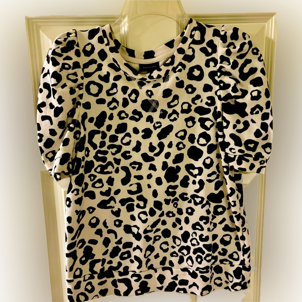 who what wear puff sleeve animal print top